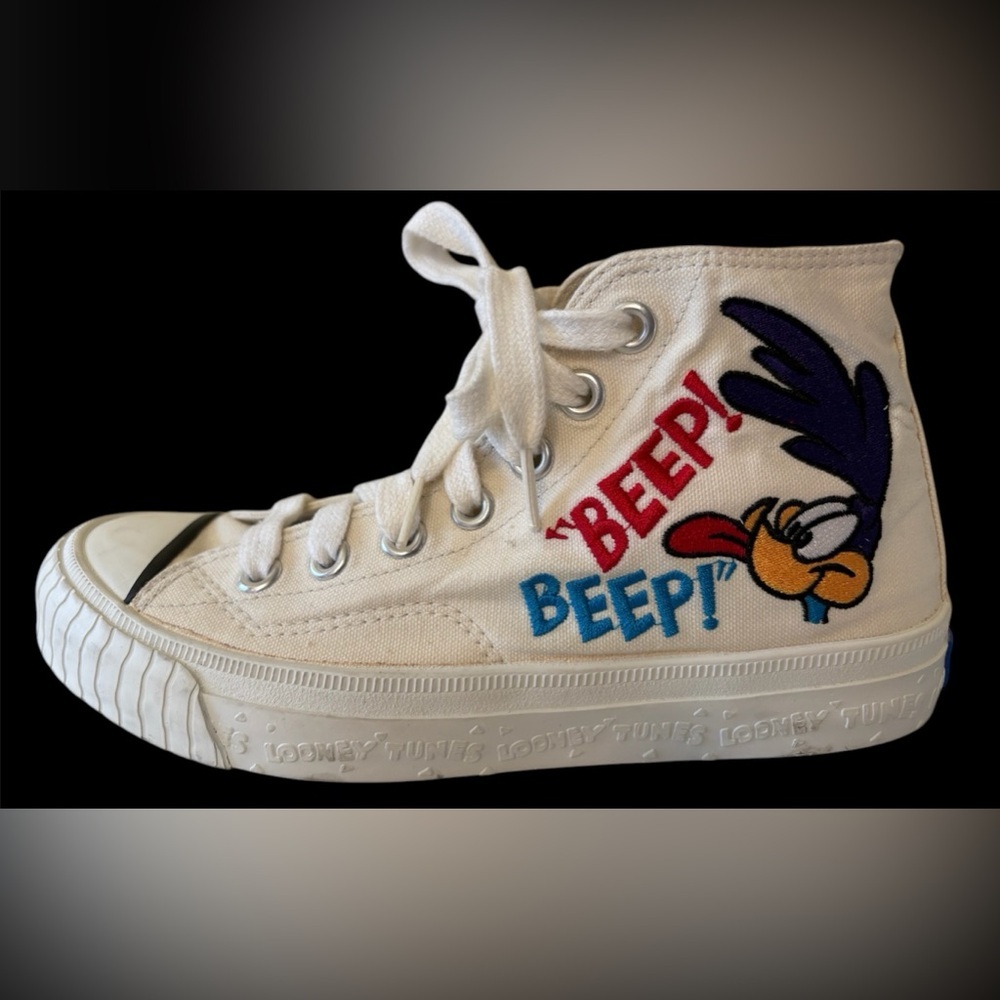 Keds Vintage 1993 Looney Tunes High Top Canvas Sneakers Size 6 - Picture 3 of 12